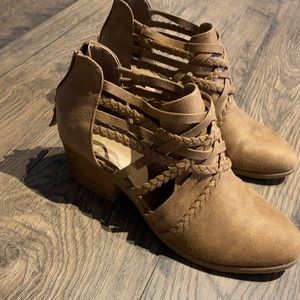 Fergie booties